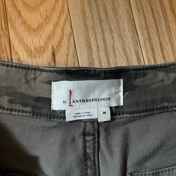 Anthropologie camo jeans - Picture 3 of 3